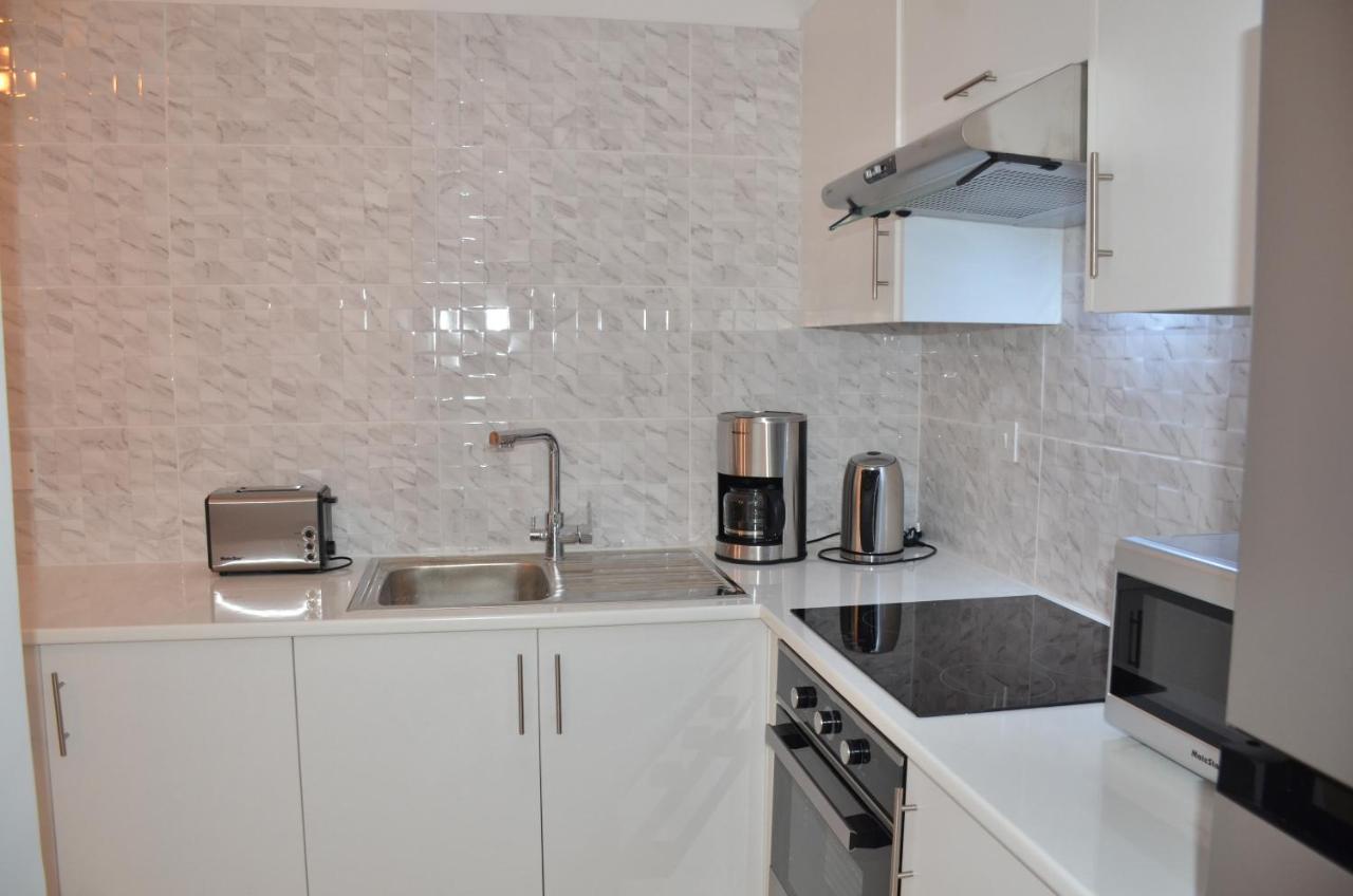Almyria Apartments - By Imh Travel & Tours Paphos Eksteriør billede