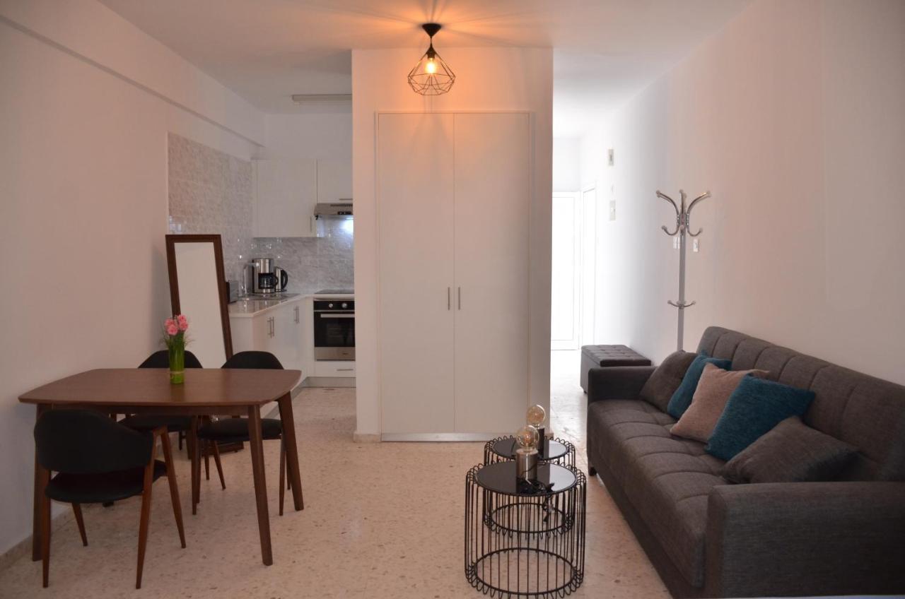 Almyria Apartments - By Imh Travel & Tours Paphos Eksteriør billede